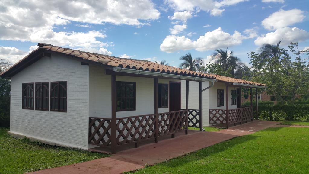 Hosteria Rosa Blanca Пуэмбо Экстерьер фото